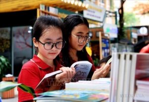 Read more about the article Khuyến khích phát triển văn hóa đọc