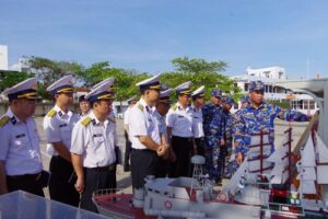 Read more about the article Quân chủng Hải quân coi trọng huấn luyện đồng bộ, chuyên sâu, lấy thực hành là chính