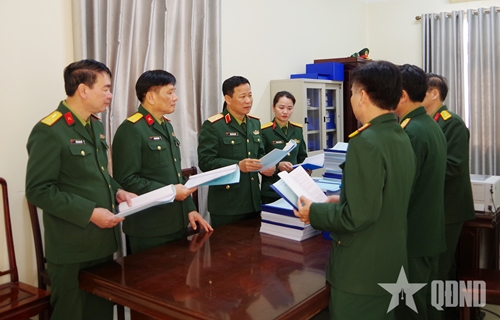 You are currently viewing Kiểm tra, khảo sát công tác giáo dục khoa học xã hội và nhân văn tại Trường Cao đẳng Kỹ thuật Mật mã