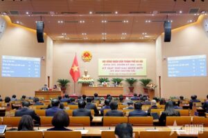 Read more about the article Sắp xếp lại tổ chức bộ máy: Địa phương “vừa chạy vừa xếp hàng”