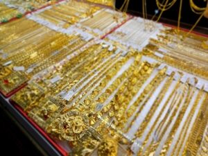 Read more about the article Giá vàng chiều nay (6-3): Đồng loạt tăng