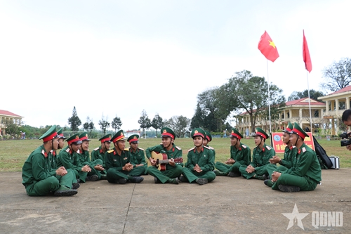 You are currently viewing Niềm vui giữa giờ huấn luyện