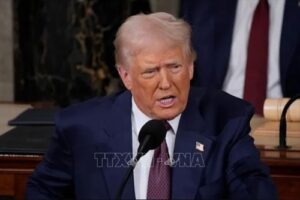 Read more about the article Tổng thống Mỹ hủy đàm phán, dọa áp thuế bổ sung 50% với Trung Quốc