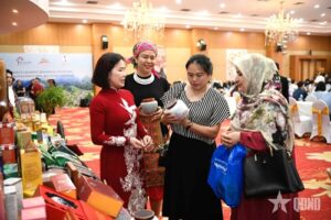 Read more about the article Bàn giải pháp phát triển du lịch Hà Giang