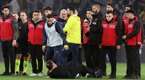 You are currently viewing Cái kết đắng của Mourinho