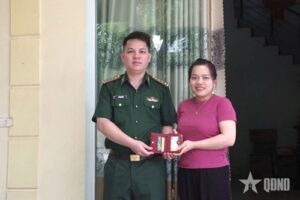 Read more about the article Bộ đội Biên phòng tỉnh Lai Châu: Đại úy Đỗ Thanh Hải trả lại của rơi
