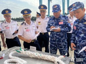 Read more about the article Hải đoàn 11 tổ chức thành công Hội thao Thủy nghiệp cơ bản năm 2025