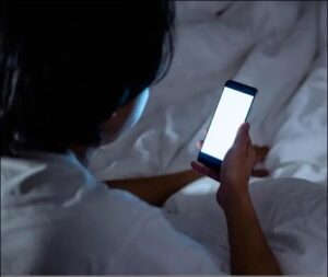 Read more about the article Dạy con “online” đúng cách
