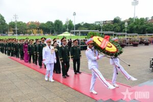 Read more about the article Lòng sáng hơn khi đến bên Người