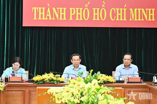 You are currently viewing TP Hồ Chí Minh vận hành thử nghiệm mô hình chính quyền 2 cấp tại 102 phường, xã