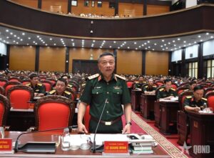 Read more about the article Thượng tướng Lê Quang Minh tổng duyệt chương trình Tổng kết 5 năm hoạt động Giải thưởng Tuổi trẻ sáng tạo trong Quân đội