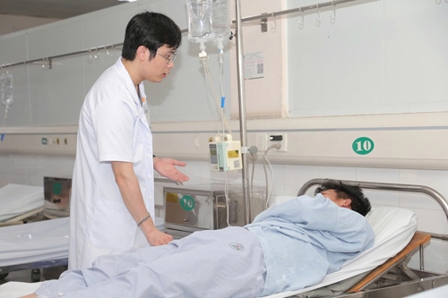 You are currently viewing Cấp cứu thanh niên suy thận cấp do say nóng
