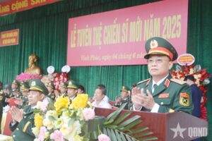 Read more about the article Trung tướng Thái Đại Ngọc dự Lễ tuyên thệ chiến sĩ mới tại Trung tâm Huấn luyện Bộ đội Biên phòng