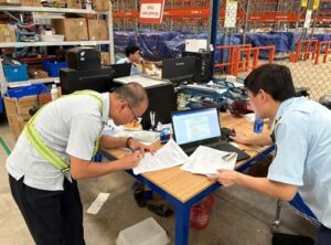 Read more about the article Lực lượng chức năng tỉnh Bắc Ninh thu gần 226.000 sản phẩm mỹ phẩm, hàng gia dụng không rõ nguồn gốc